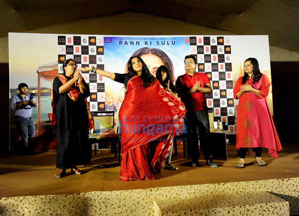 vidya balan promotes tumhari sulu in ahmedabad 4