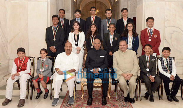 WOW!-Zaira-Wasim-receives-National-Child-Award-from-President-of-India-123
