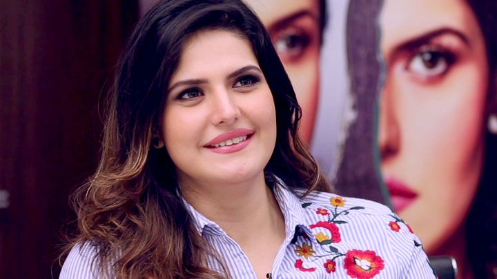 Zareen Khan On Salman Khan, Pick Up Lines, Kissing Tips, Ideal Dates & Lot More | Rapid Fire | Aksar 2