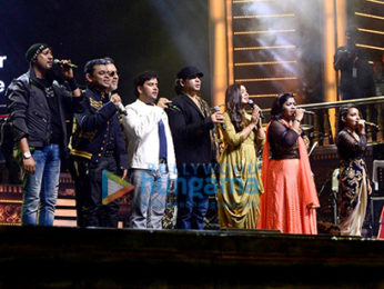 A. R Rahman snapped performing at his concert