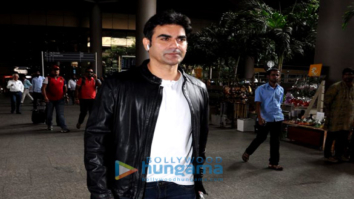 Ajay Devgn, Arbaaz Khan and Sharman Joshi snapped at the airport
