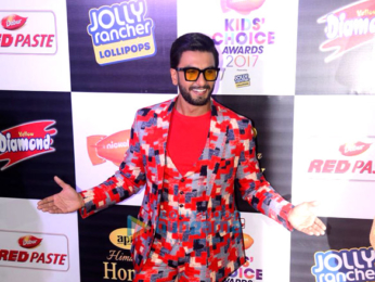 Alia Bhatt, Varun Dhawan, Ranveer Singh and Kriti Sanon grace Nickelodeon Kids Choice Awards 2017