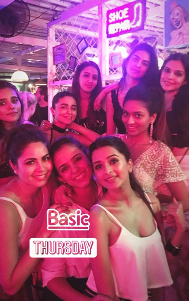 Alia Bhatt and BFF Akansha Ranjan Kapoor parties with her girl gang-4