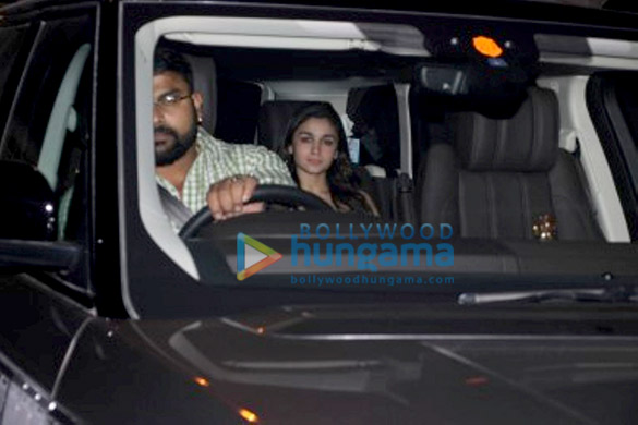 alia bhatt and others snapped in mumbai 4