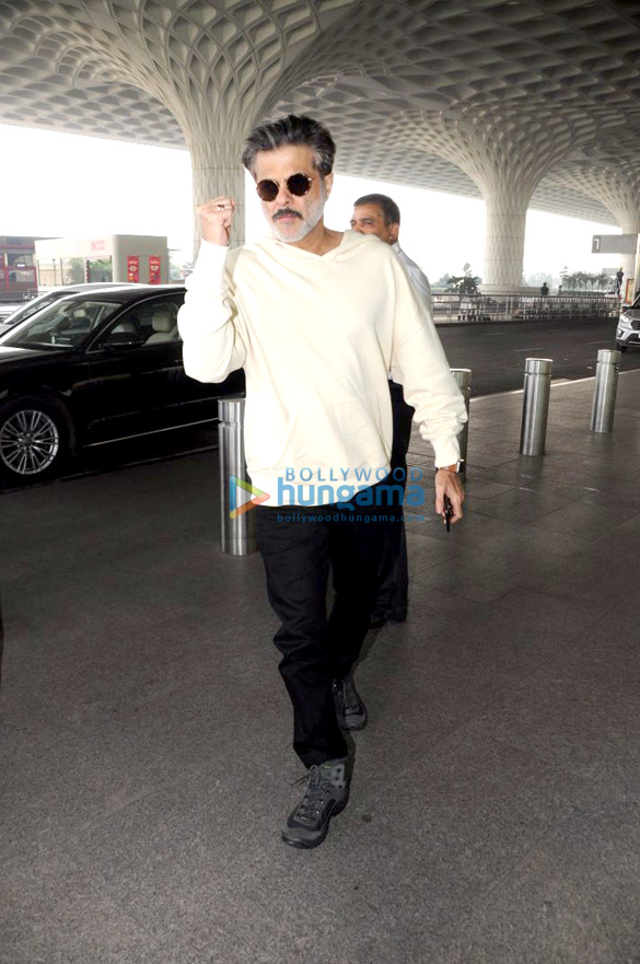 Anil Kapoor, Gurmeet Choudhary and others snapped at the airport