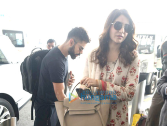 Anushka Sharma and Virat Kohli spotted at Delhi airport