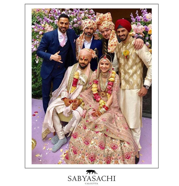 Anushka Sharma sets hearts aflutter as the exquisite Sabyasachi modern traditionalist bride! View Pics (5)