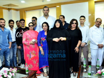 Arbaaz Khan, Sohail Khan, and Farah Khan grace the launch of the Heera Group of companies