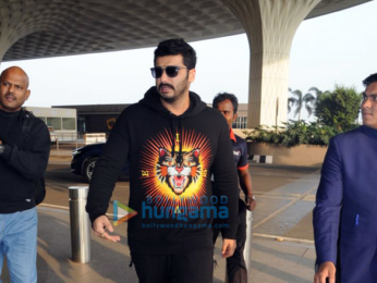Arjun Kapoor and Jacqueline Fernandez snapped at the airport