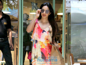 Arjun Rampal, Gauri Khan, Rajkummar Rao and Kiara Advani snapped in Bandra