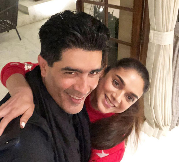 Celebs attend Manish Malhotra's cake cutting ceremony-7