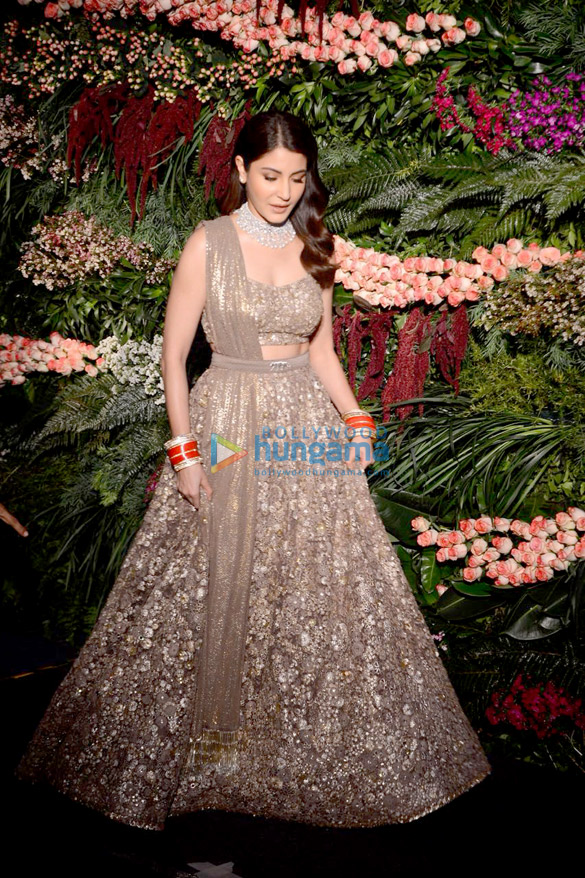 celebs grace anushka sharma virat kohlis mumbai reception 2