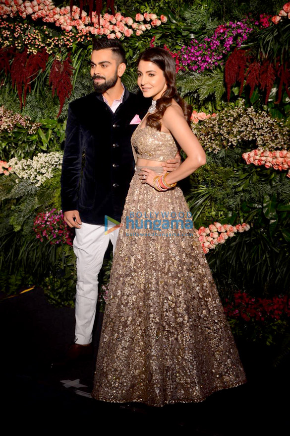 Celebs grace Anushka Sharma – Virat Kohli’s Mumbai reception