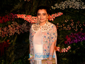 Celebs grace Anushka Sharma - Virat Kohli's Mumbai reception