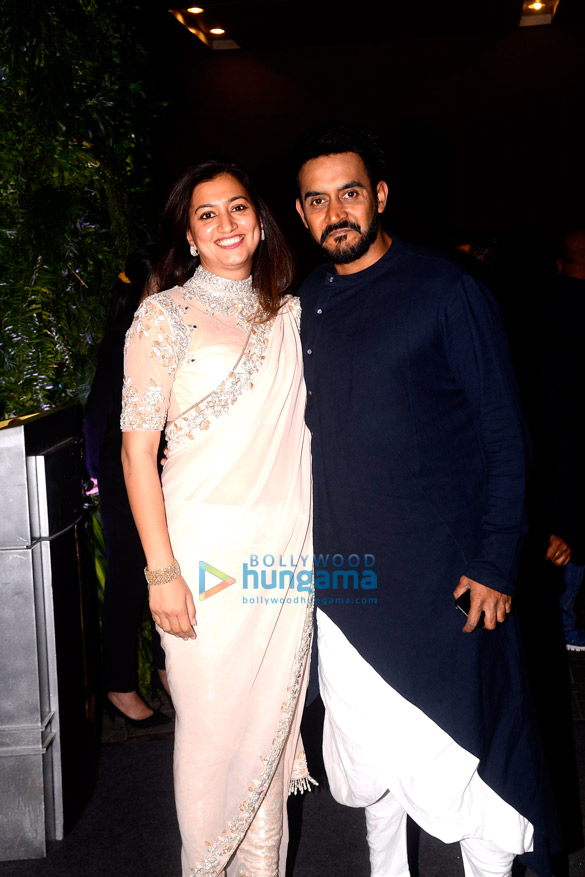 celebs grace anushka sharma virat kohlis mumbai reception 64