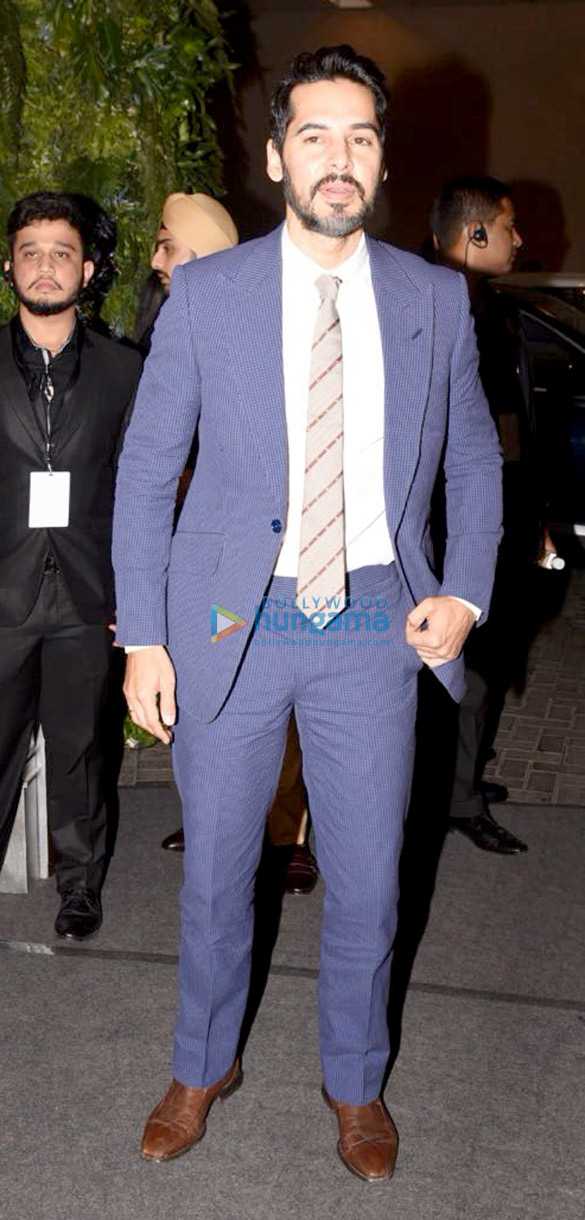 celebs grace anushka sharma virat kohlis mumbai reception 8
