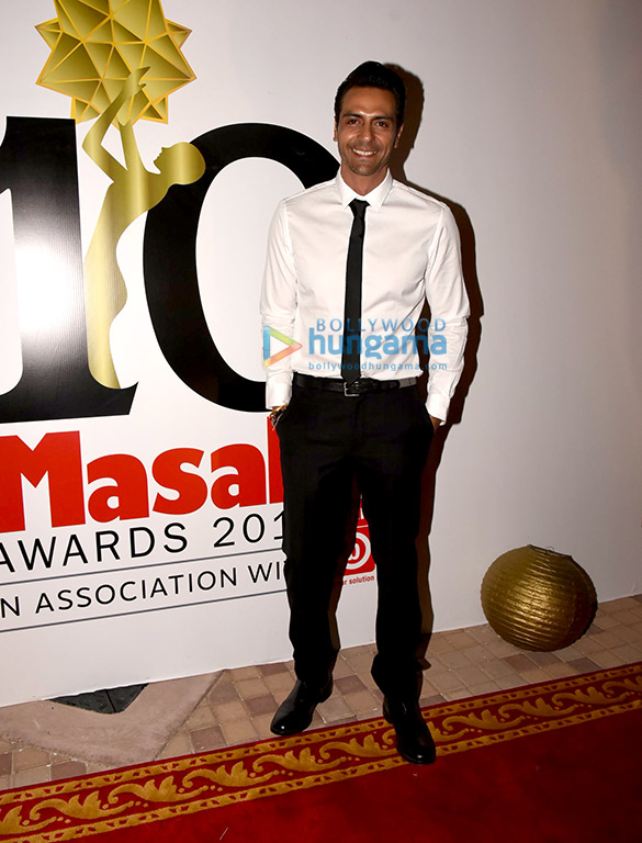 celebs grace masala awards 2017 at bollywood parks in dubai 2