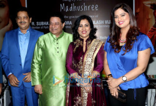 Celebs grace a surprise party hosted for Madhushree