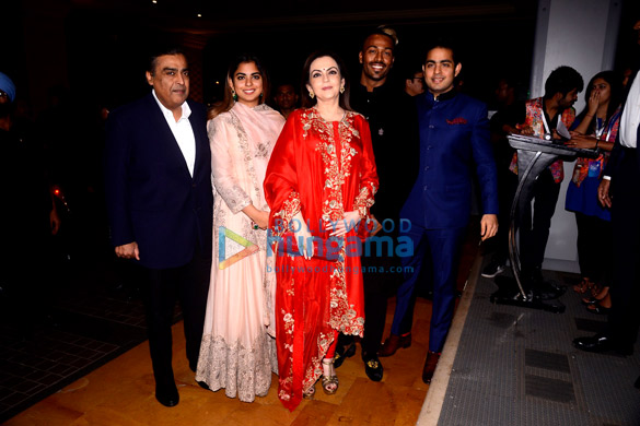 celebs grace at kunal and pankhuri wedding reception 4