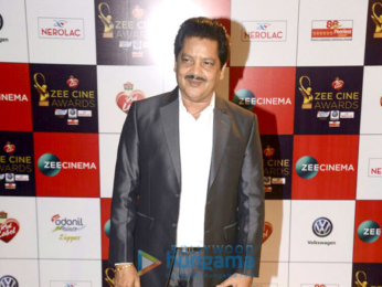 Celebs grace the red carpet of Zee Cine Awards 2018