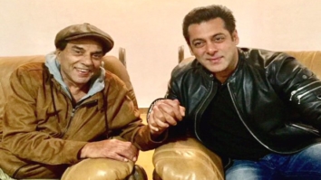 Check out: Salman Khan pays a surprise visit to Dharmendra at his farm