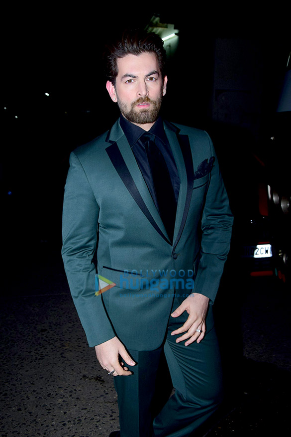 dharmendra and neil nitin mukesh snapped on the sets of the drama company 2