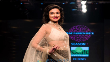 Divya Khosla Kumar walks the ramp for Rina Dhaka at the Pune Fashion Week 2017