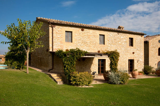 Here's the beautiful venue in Italy where Anushka Sharma and Virat Kohli got hitched-2