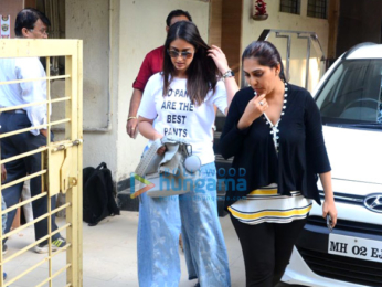 Ileana D'Cruz spotted at Maddock Films office in Bandra