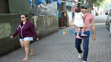 Imran Khan spotted with his daughter Imara and wife Avantika