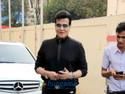 Jeetendra and Rakesh Roshan spotted at Juhu PVR