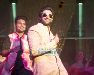 Movie stills of the movie Kaalakaandi