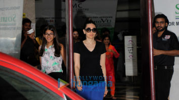 Karisma Kapoor snapped with her daughter