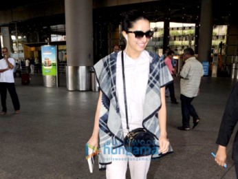 Kiara Advani, Shilpa Shetty and others snapped at the airport