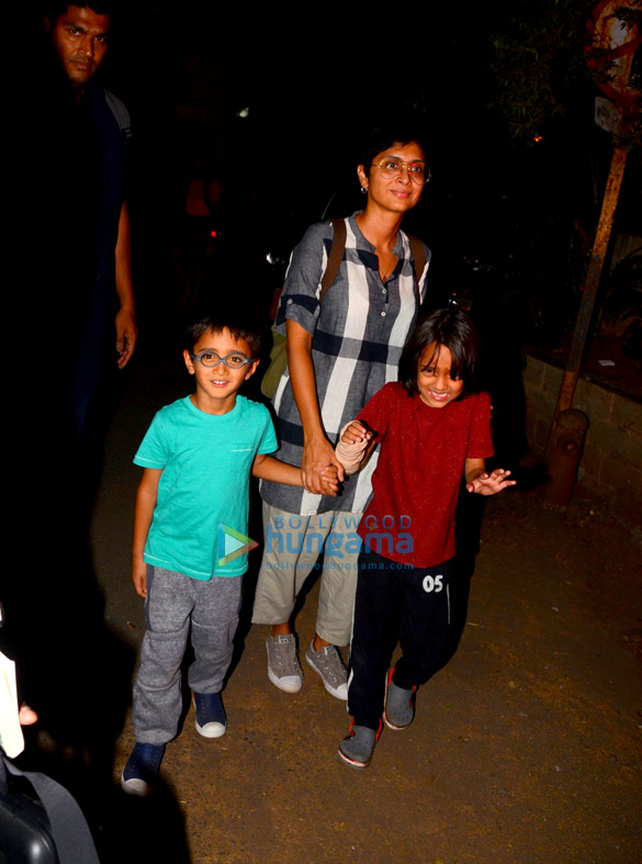 kiran rao spotted with his son in bandra 6