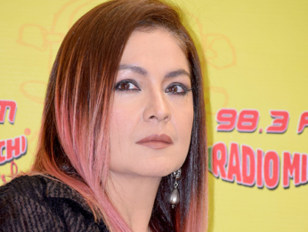 Mahesh Bhatt and Pooja Bhatt spotted recording for the show 'Bhatt Naturally'