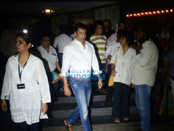 Members of Bollywood fraternity attend Shashi Kapoor's chautha