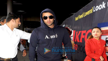 Ranbir Kapoor and Ileana D’Cruz spotted at the airport