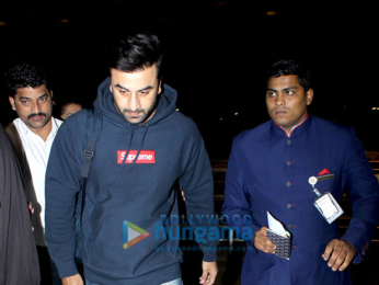Ranbir Kapoor, Varun Dhawan and others snapped at the airport at night