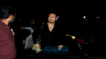 Ranveer Singh, Virat Kohli, Anushka Sharma and others snapped at the airport