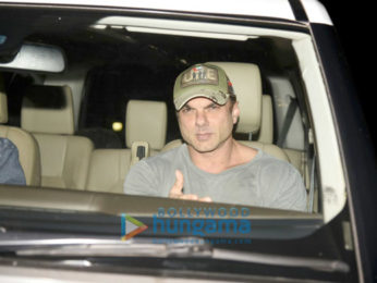 Salman Khan and Salim Khan snapped at Tiger Zinda Hai screening