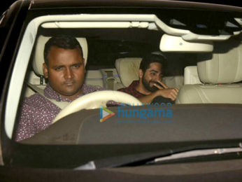 Salman Khan, Salim Khan and others snapped at Tiger Zinda Hai screening