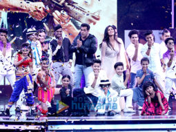 Salman Khan and Katrina Kaif on the sets of ‘Super Dancer Chapter 2’
