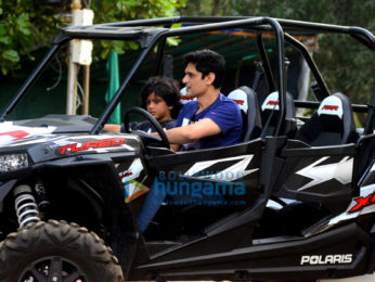 Salman Khan, Sohail Khan and others snapped at their farmhouse