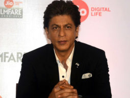 Shah Rukh Khan’s CANDID Answer About His Parents While Talking About His First Filmfare Award