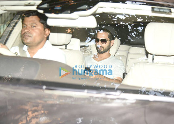 shahid kapoor snapped post dubbing session at sunny super sound in juhu 4
