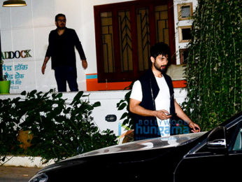 Shahid Kapoor spotted at Maddock office in Bandra