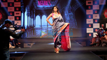 Shilpa Shetty walks the ramp for Neeru’s