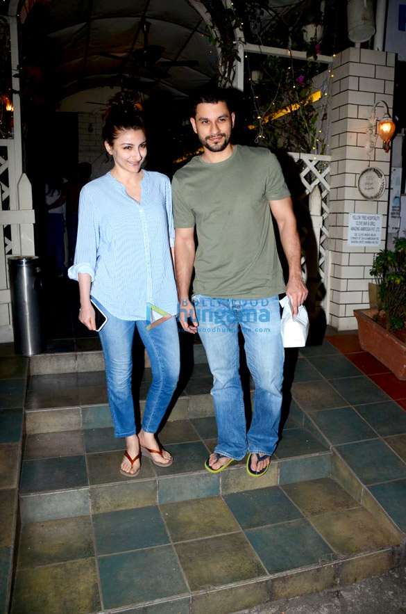 soha ali khan and kunal snapped post a dinner date 4