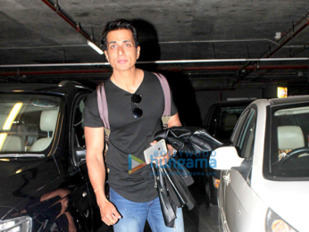 Team of 'Paltan' snapped at the airport